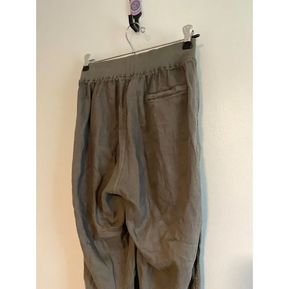 Faherty Arlie Day Pants in Surplus Green Joggers XS